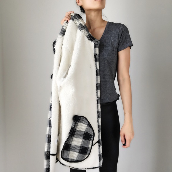 Boyfriend faux shearling jacket - Picture 5 of 8